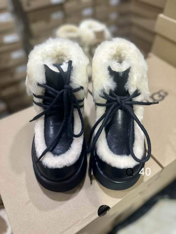 Picture of UGG Shoes _SKUUGGsz35-41HX102319857